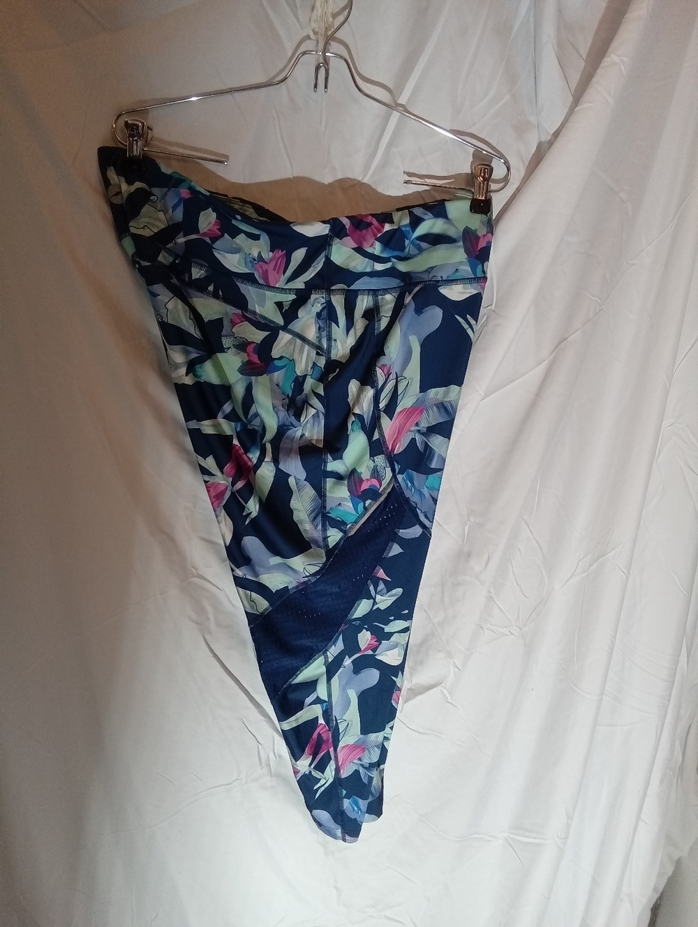 Avia Women's Assorted Active Leggings - XL/16-18 - Picture 2 of 7